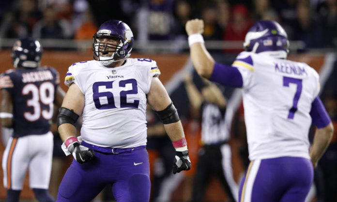 Minnesota Vikings v Chicago Bears