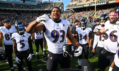 Ravens recuperan jugadores