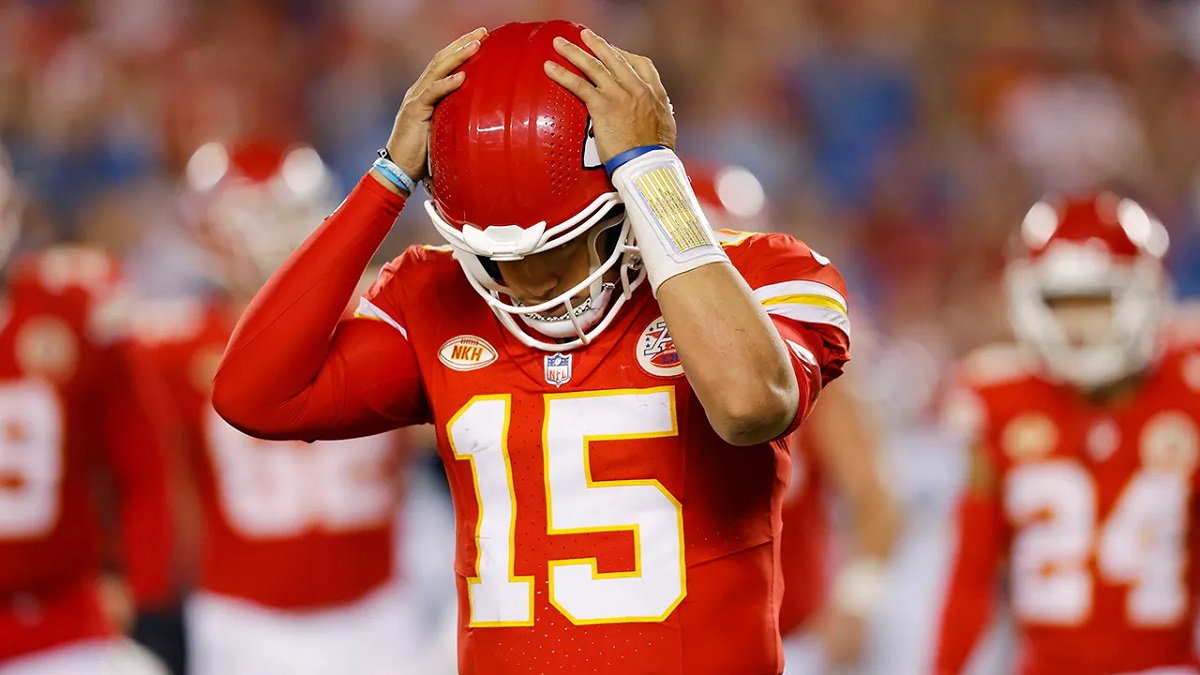 NFL Kansas City Chiefs podrían arrancar la temporada sin Travis