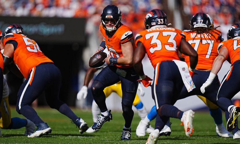 Denver juega por su pase a playoffs